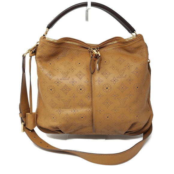 Louis Vuitton Handbags - 💯 Auth Louis Vuitton  Selene PM Crossbody Bag